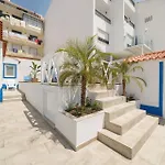 Patio C'un Casinhas Apartment *